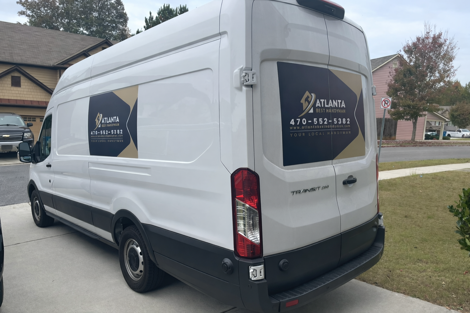 Atlanta Best Handyman service van